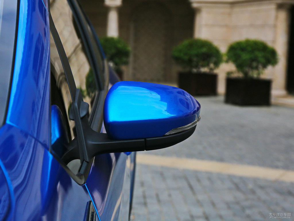 寶石藍(lán)遠(yuǎn)景X3車身外觀圖片