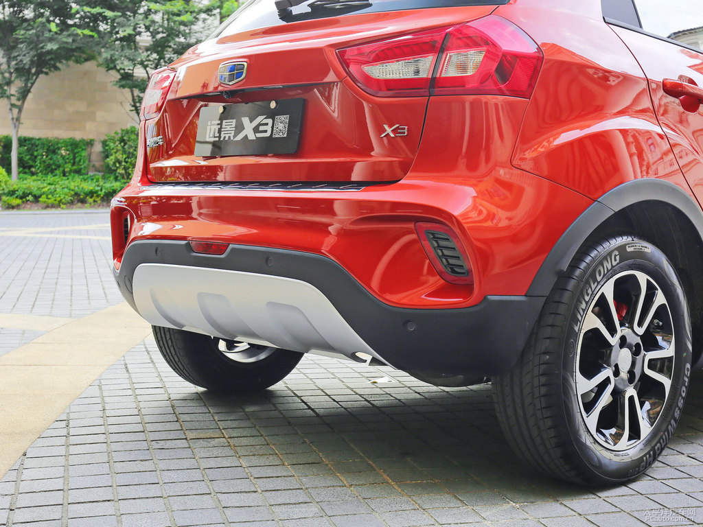 琥珀橙遠(yuǎn)景X3車尾外觀圖片