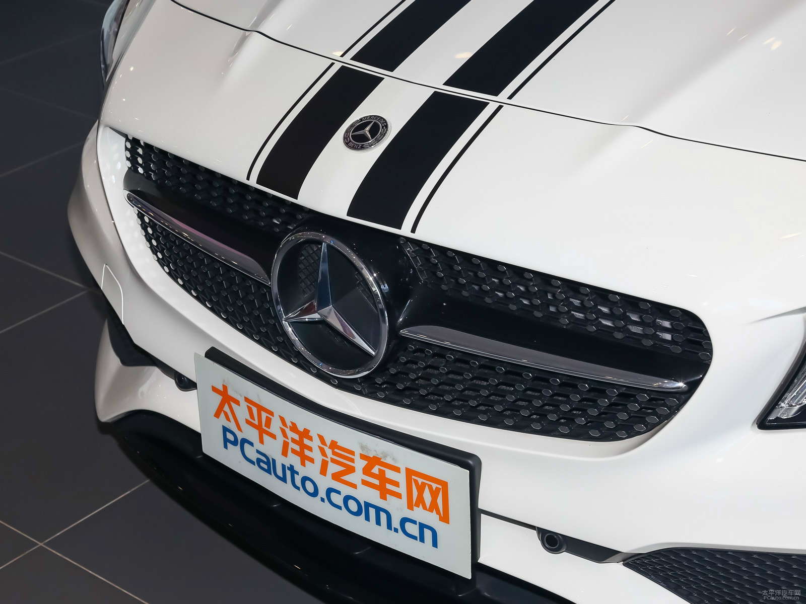 奔馳CLA級外觀高清大圖