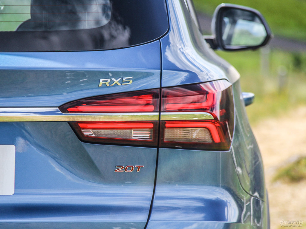 索爾藍(lán)榮威RX5車尾外觀圖片