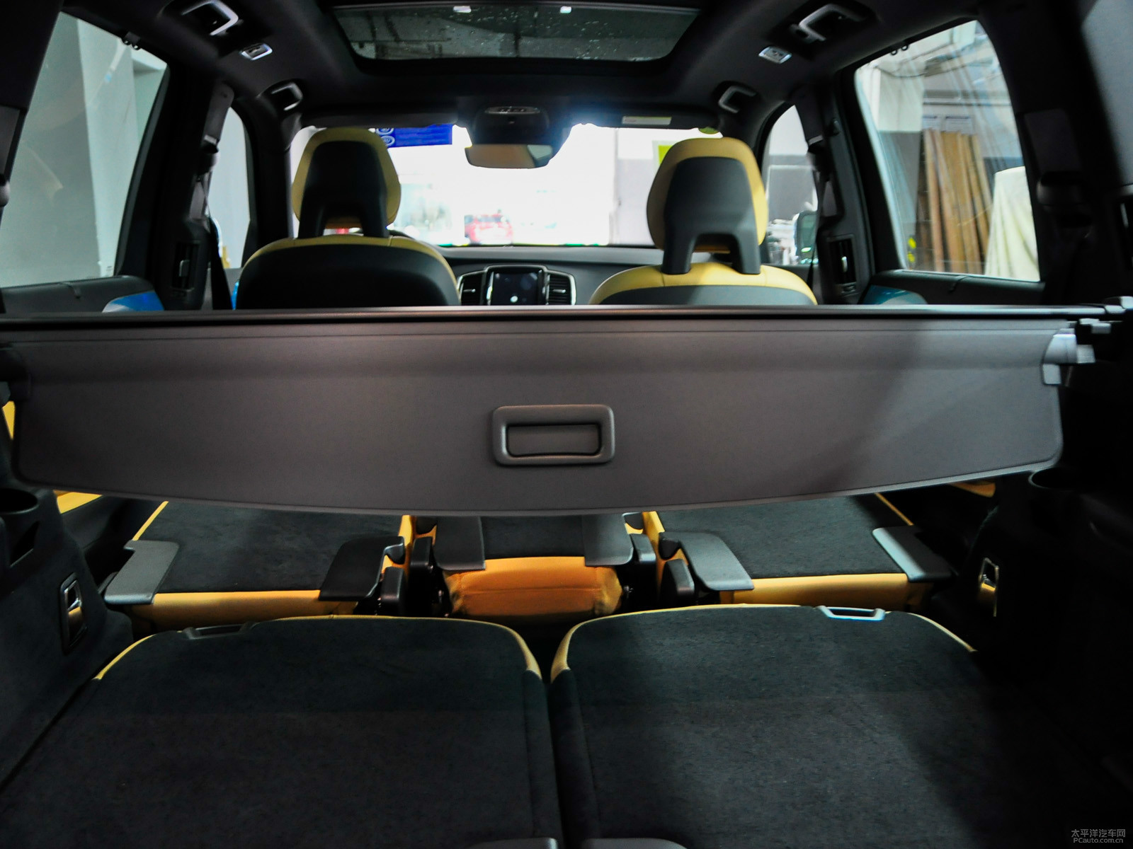 沃爾沃XC90空間高清大圖