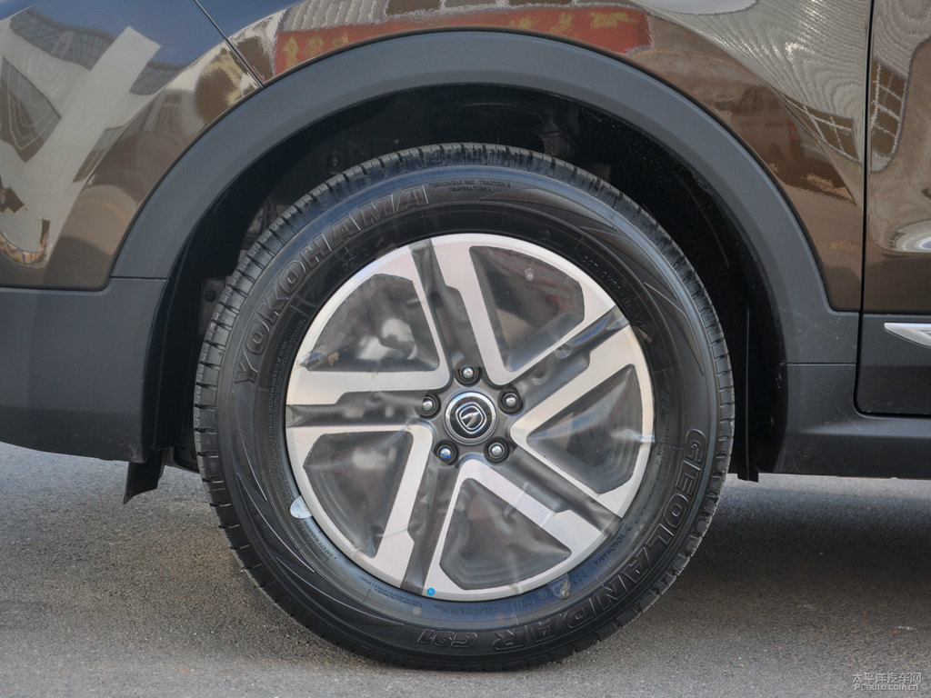 金縷棕長安CS55車身外觀圖片