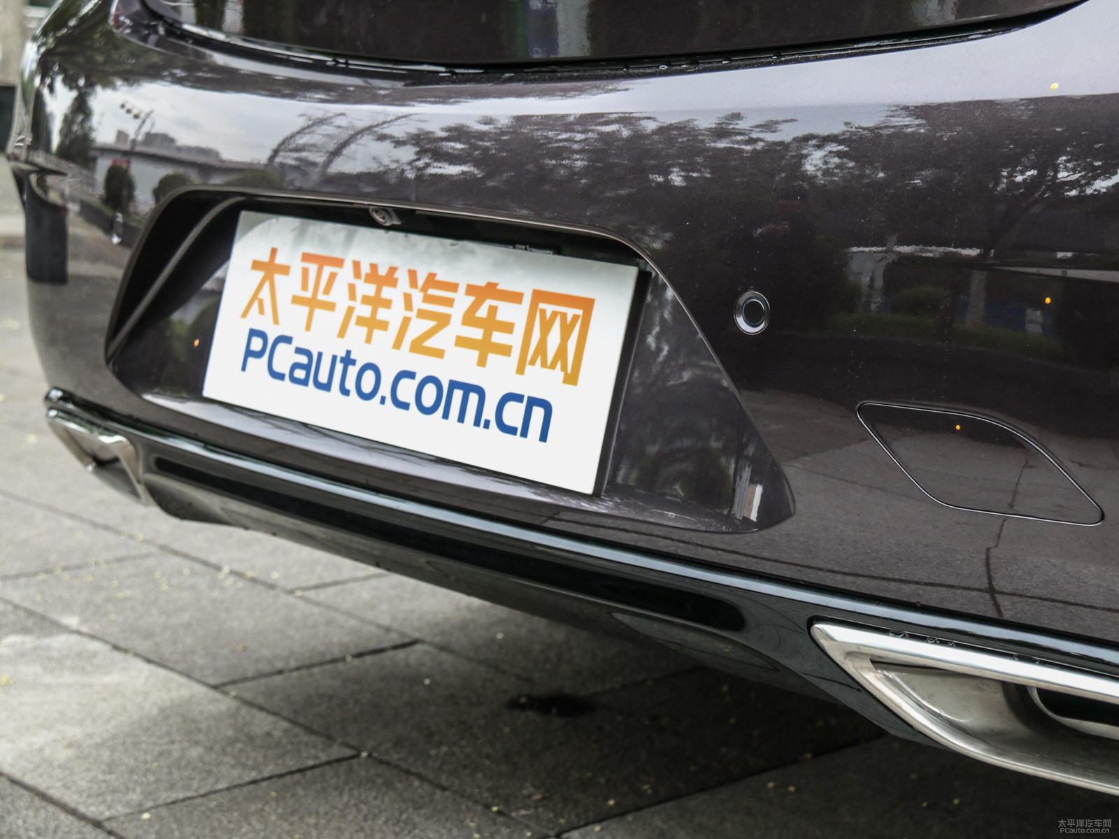 君威外觀高清大圖