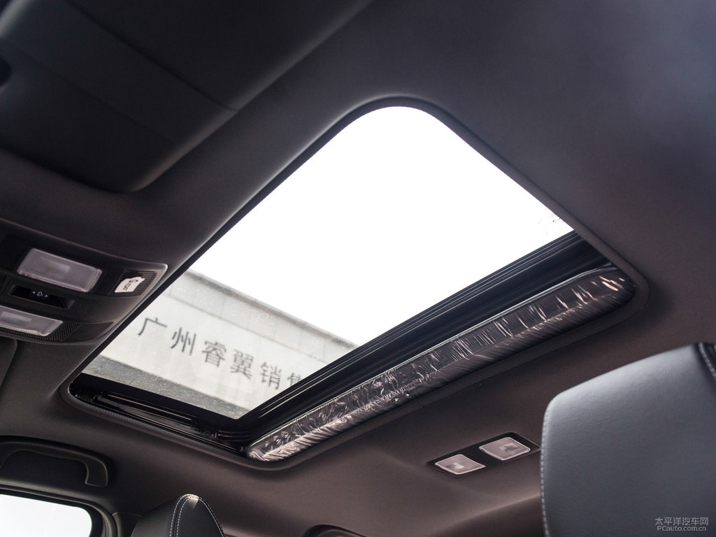 紫晶檀馬自達(dá)CX-4車(chē)廂內(nèi)飾圖片