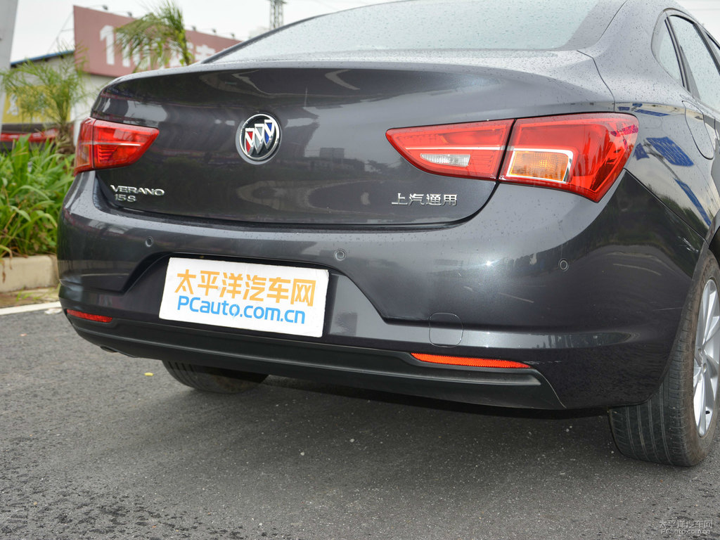 賽道灰威朗車尾外觀圖片