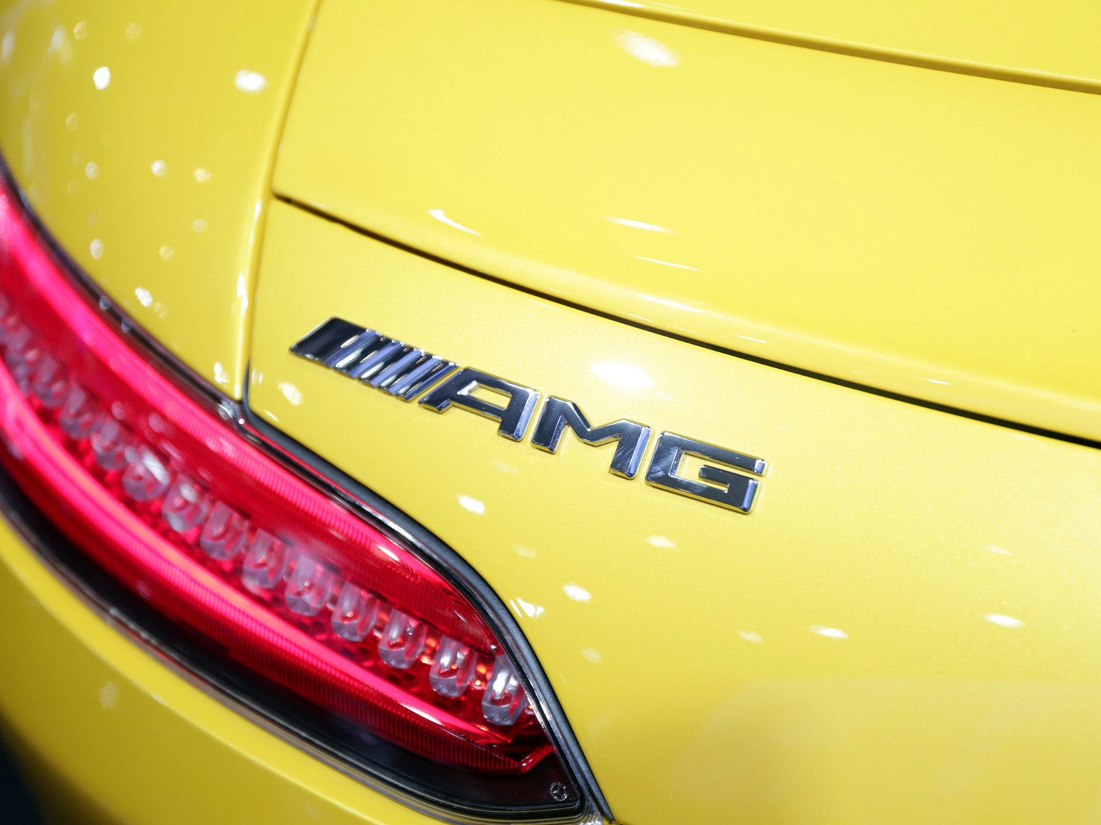 AMG GTDƬ