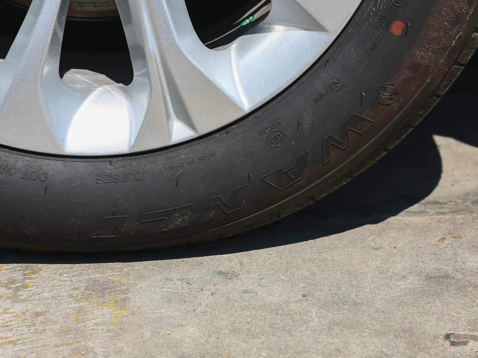 中華V3細節(jié)高清大圖