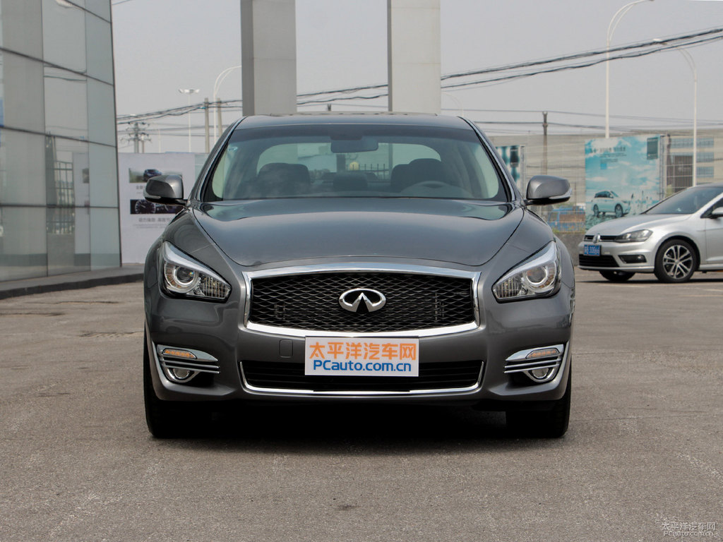 鉑金灰英菲尼迪Q70L整車外觀外觀圖片