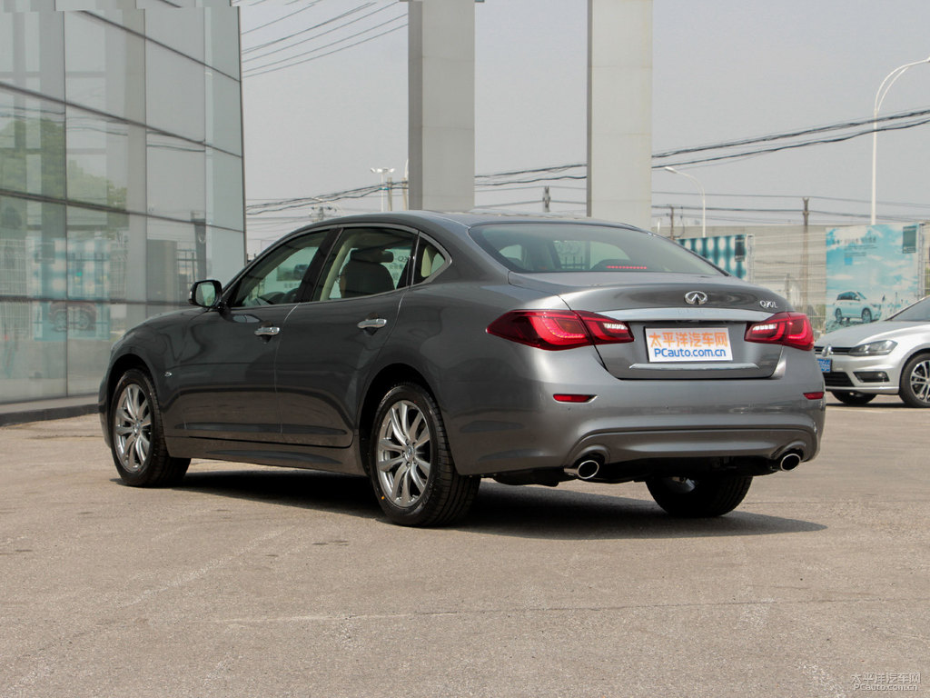 鉑金灰英菲尼迪Q70L整車外觀外觀圖片