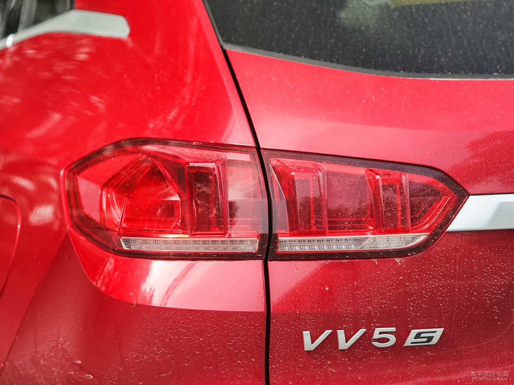 馬爾斯紅魏牌 VV5車尾外觀圖片