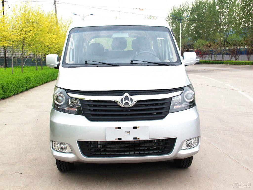 睿行M70外觀高清大圖