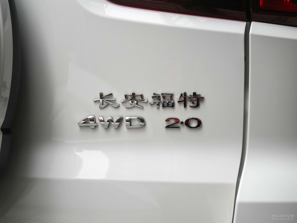 喜馬拉雅白翼搏車尾外觀圖片