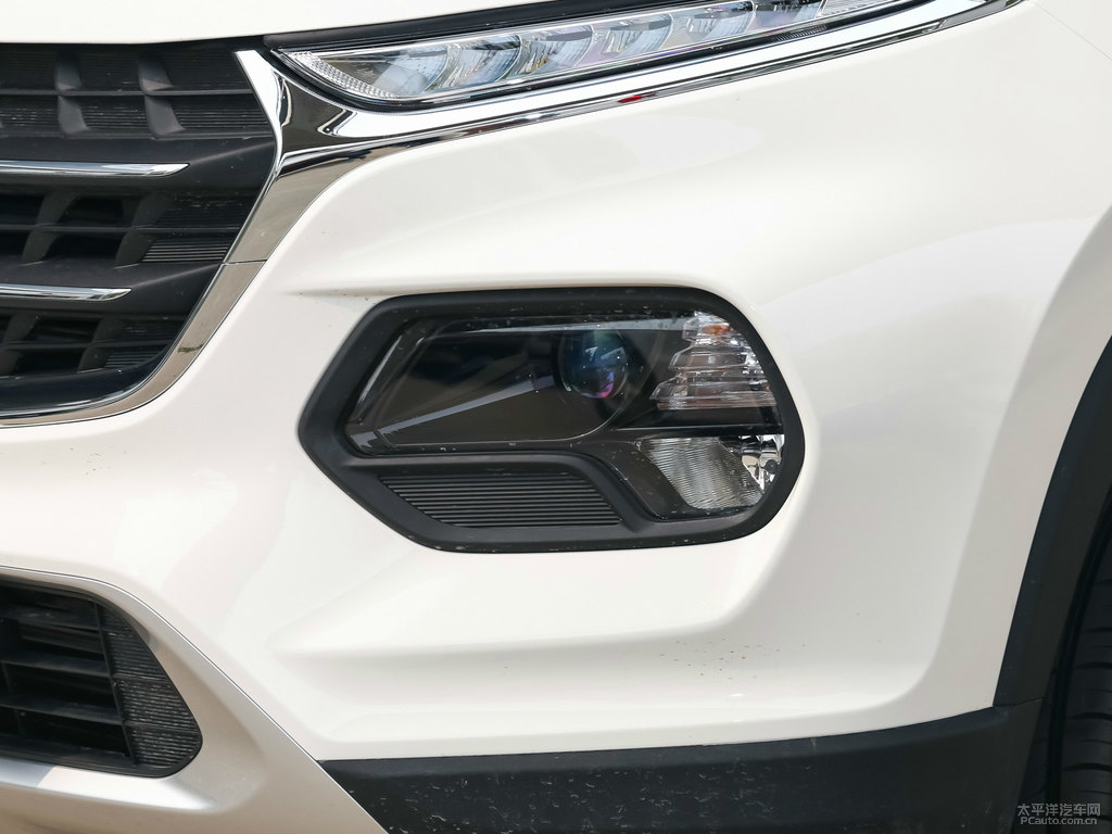 糖果白寶駿510車頭外觀圖片