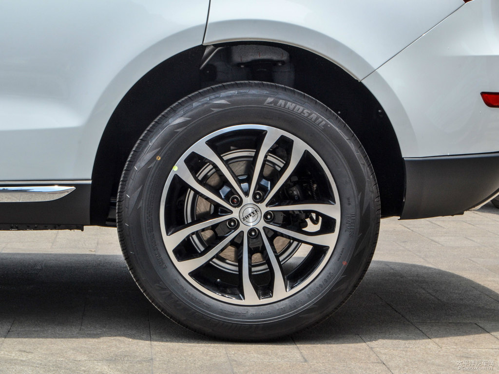 ױ̩T600 Coupe܇^DƬ