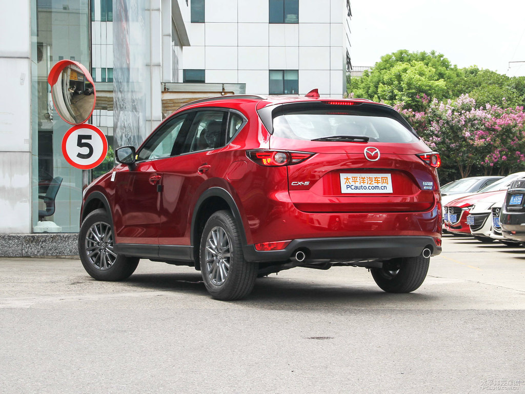 魂動(dòng)紅馬自達(dá)CX-5整車外觀外觀圖片