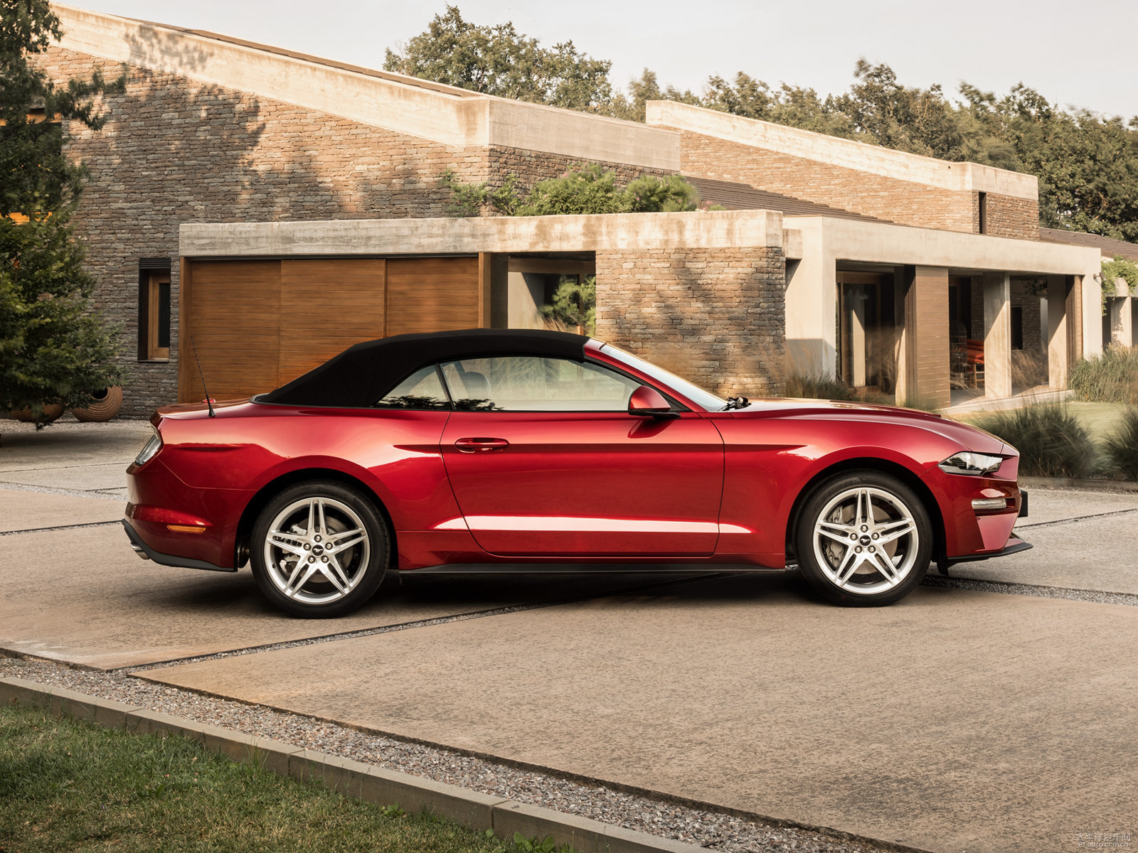福特Mustang外觀高清大圖