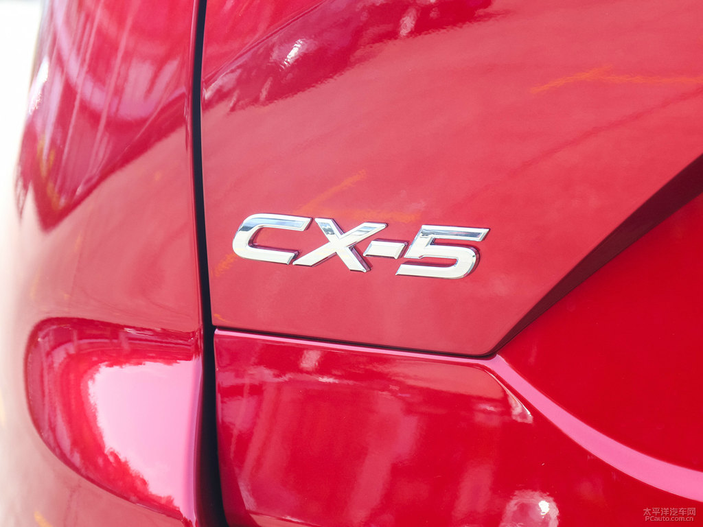 魂動紅馬自達(dá)CX-5車尾外觀圖片
