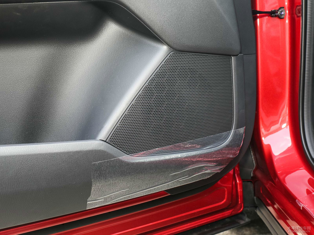 魂動紅馬自達CX-5車廂內(nèi)飾圖片