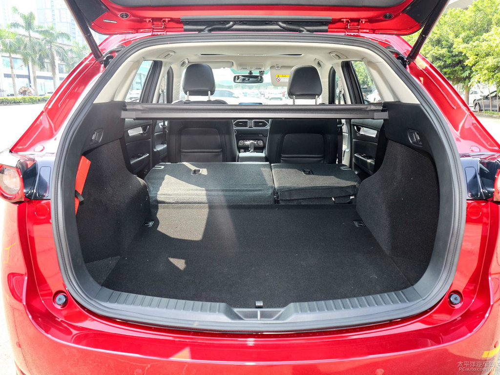 魂動(dòng)紅馬自達(dá)CX-5后備廂空間圖片