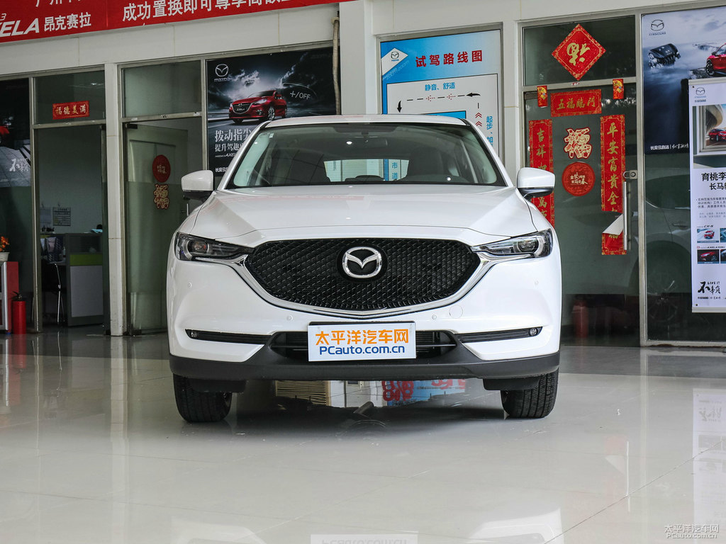 珠光白馬自達CX-5整車外觀外觀圖片