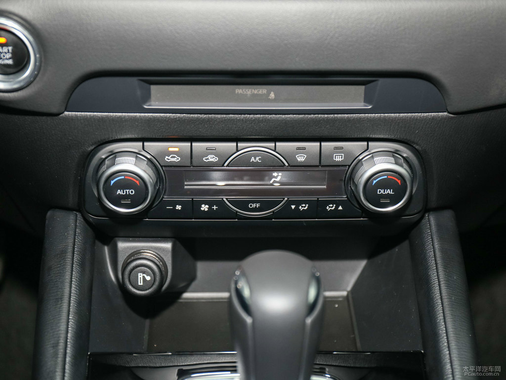 珠光白馬自達(dá)CX-5中控內(nèi)飾圖片