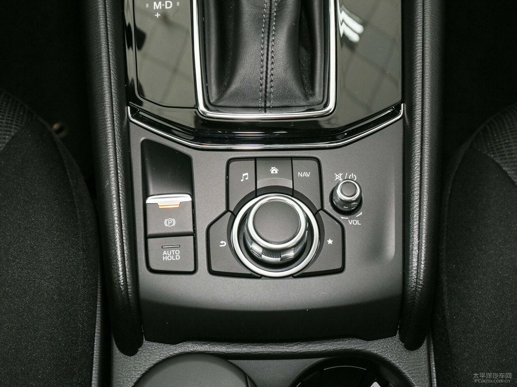 珠光白馬自達(dá)CX-5中控內(nèi)飾圖片