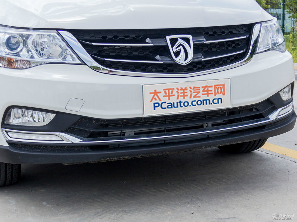 糖果白寶駿730車頭外觀圖片
