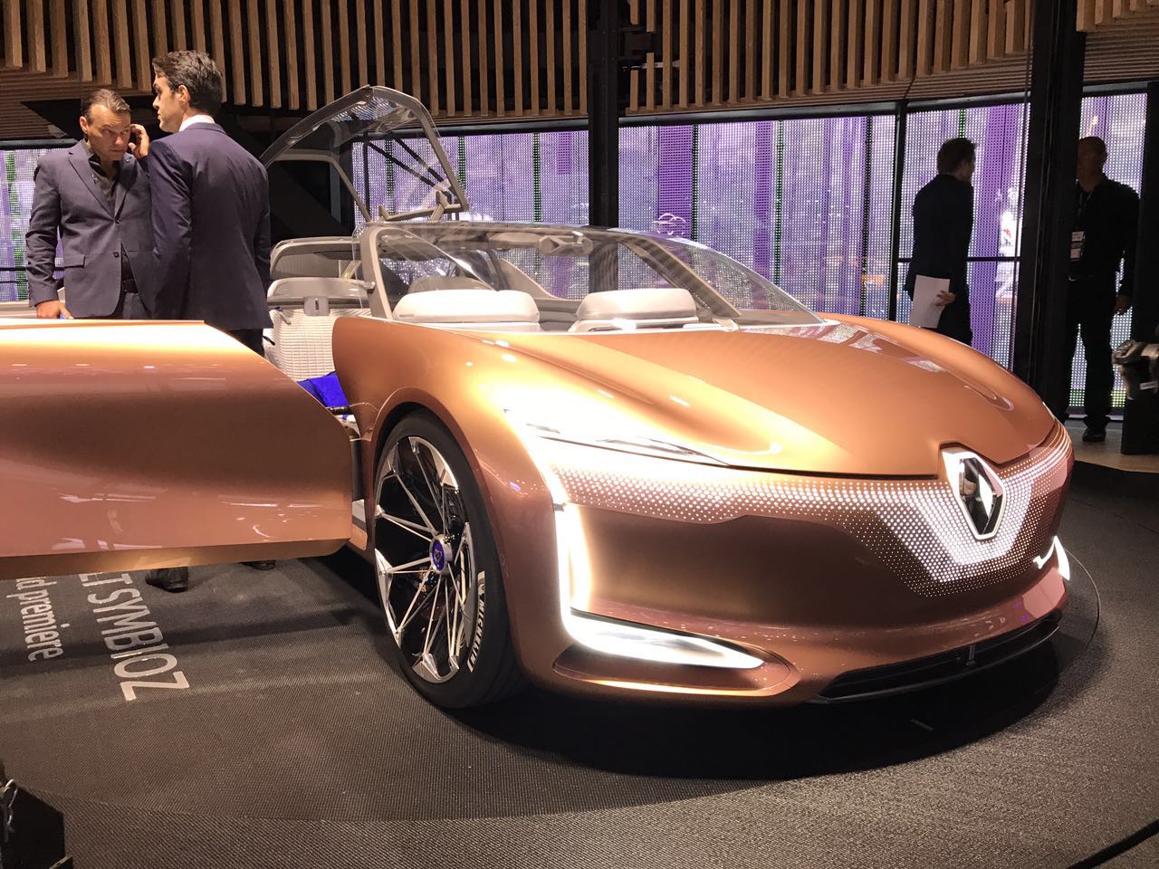 雷諾Symbioz車展高清大圖