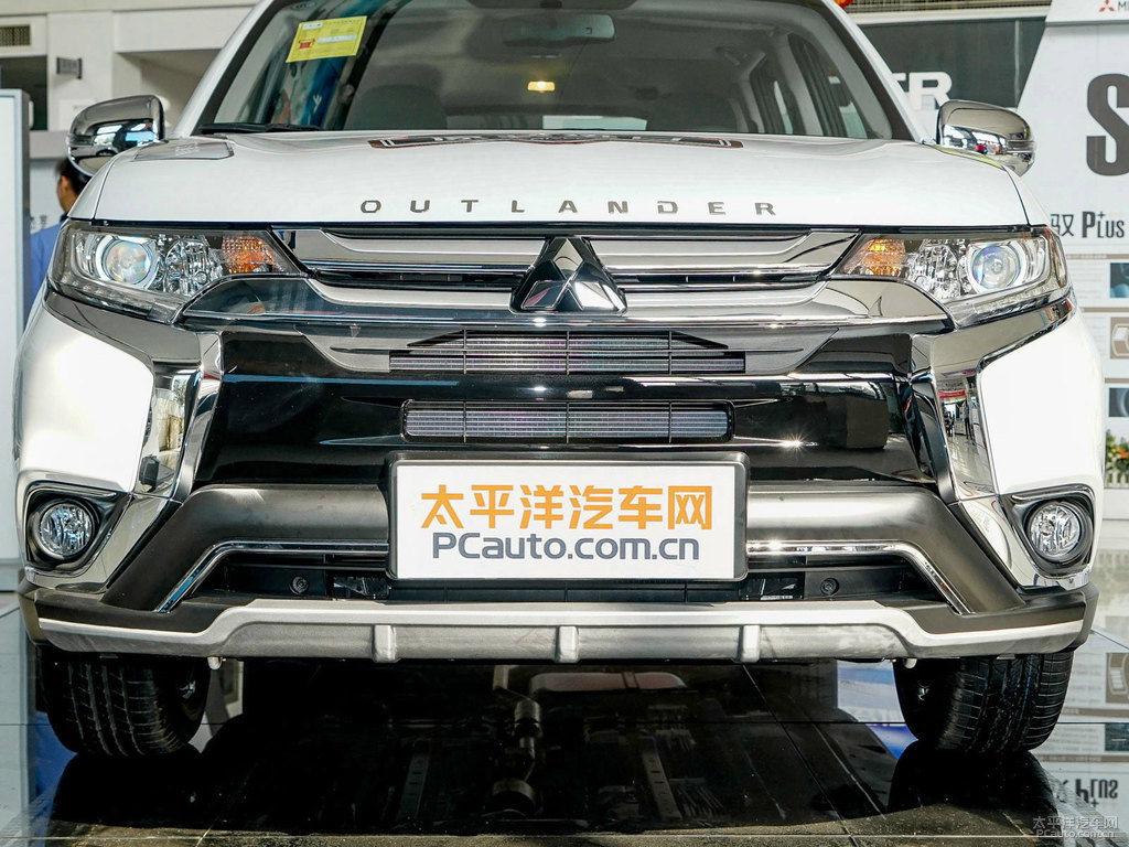 珍珠白歐藍(lán)德車頭外觀圖片