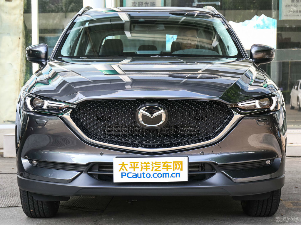鉑鋼灰馬自達(dá)CX-5車頭外觀圖片