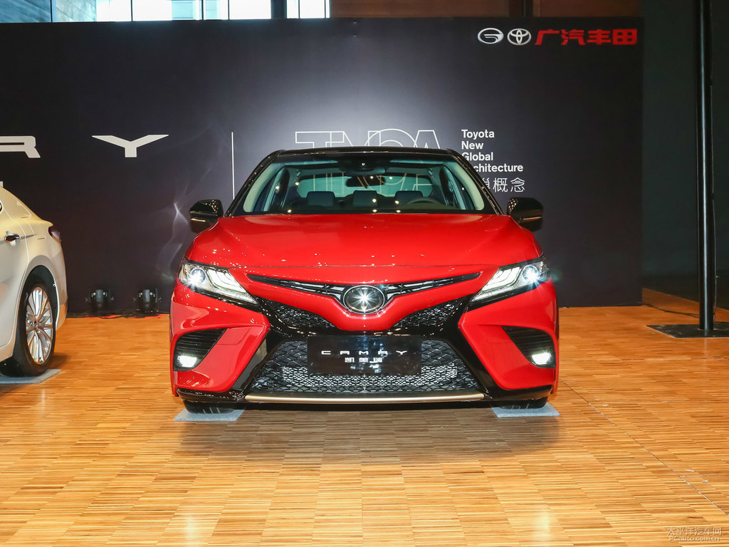 凱美瑞整車外觀外觀圖片