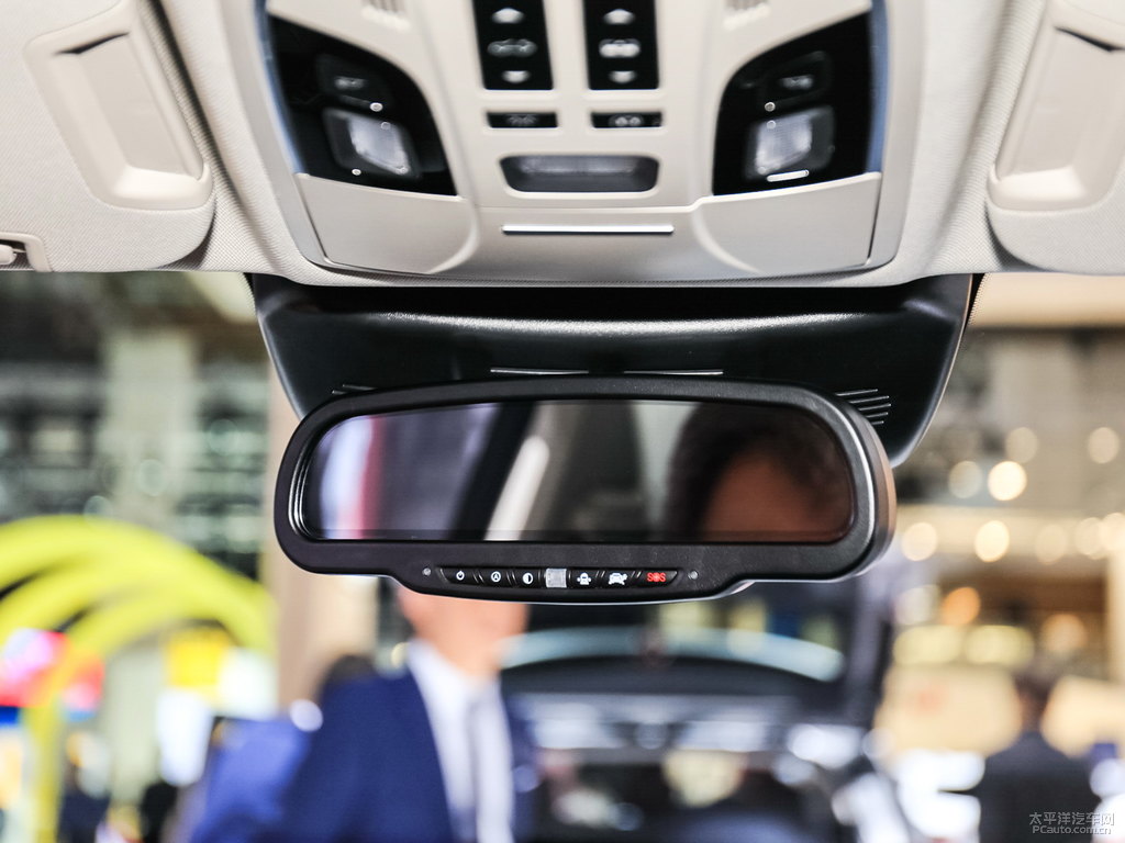 魏牌 VV7車(chē)廂內(nèi)飾圖片