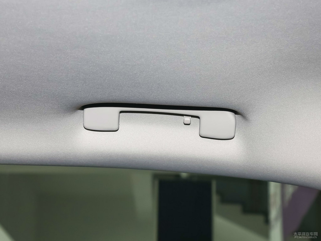 珠光白標(biāo)致408車廂內(nèi)飾圖片