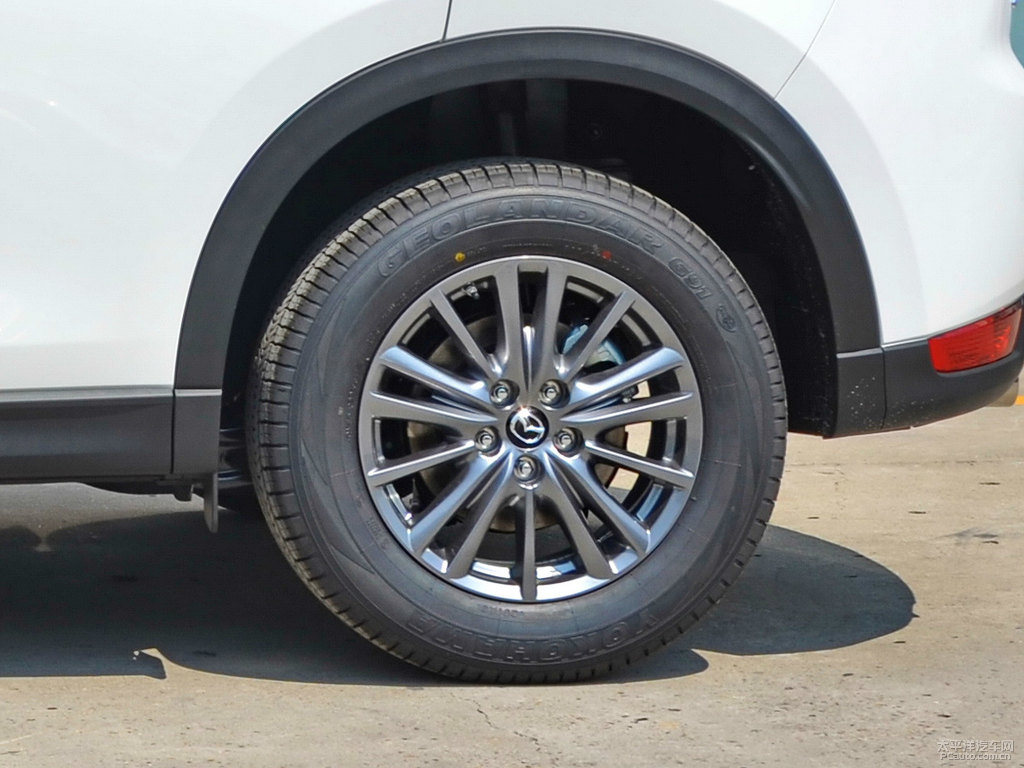 珠光白馬自達(dá)CX-5車(chē)身外觀(guān)圖片