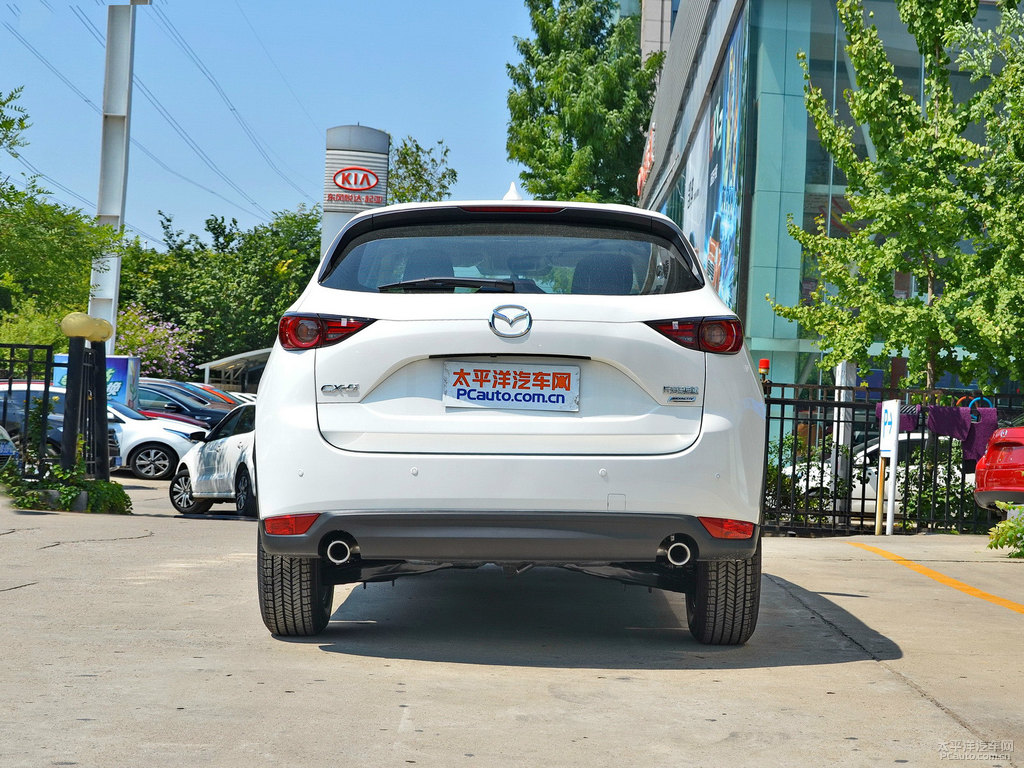 珠光白馬自達CX-5整車外觀外觀圖片