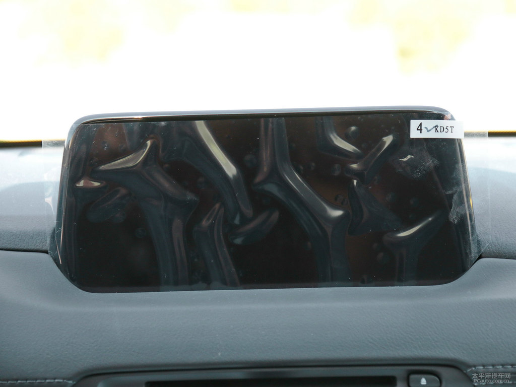 魂動(dòng)紅馬自達(dá)CX-5中控內(nèi)飾圖片