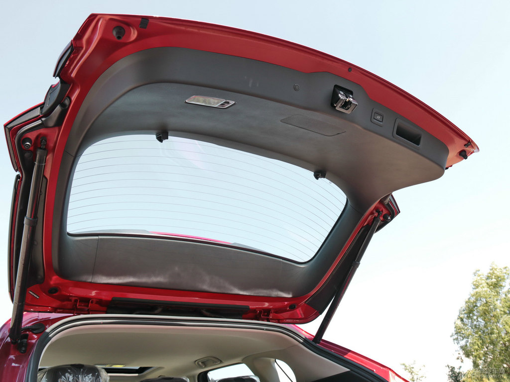 魂動(dòng)紅馬自達(dá)CX-5后備廂空間圖片
