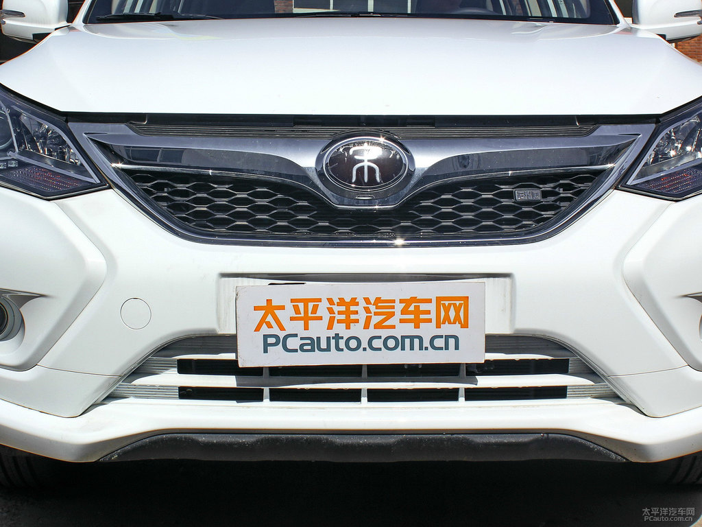 水晶白宋車頭外觀圖片