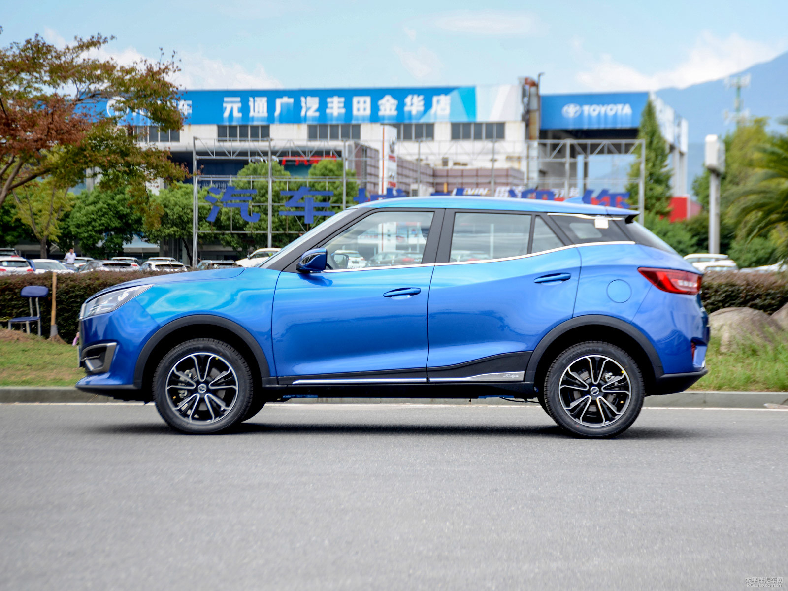 眾泰T300外觀高清大圖