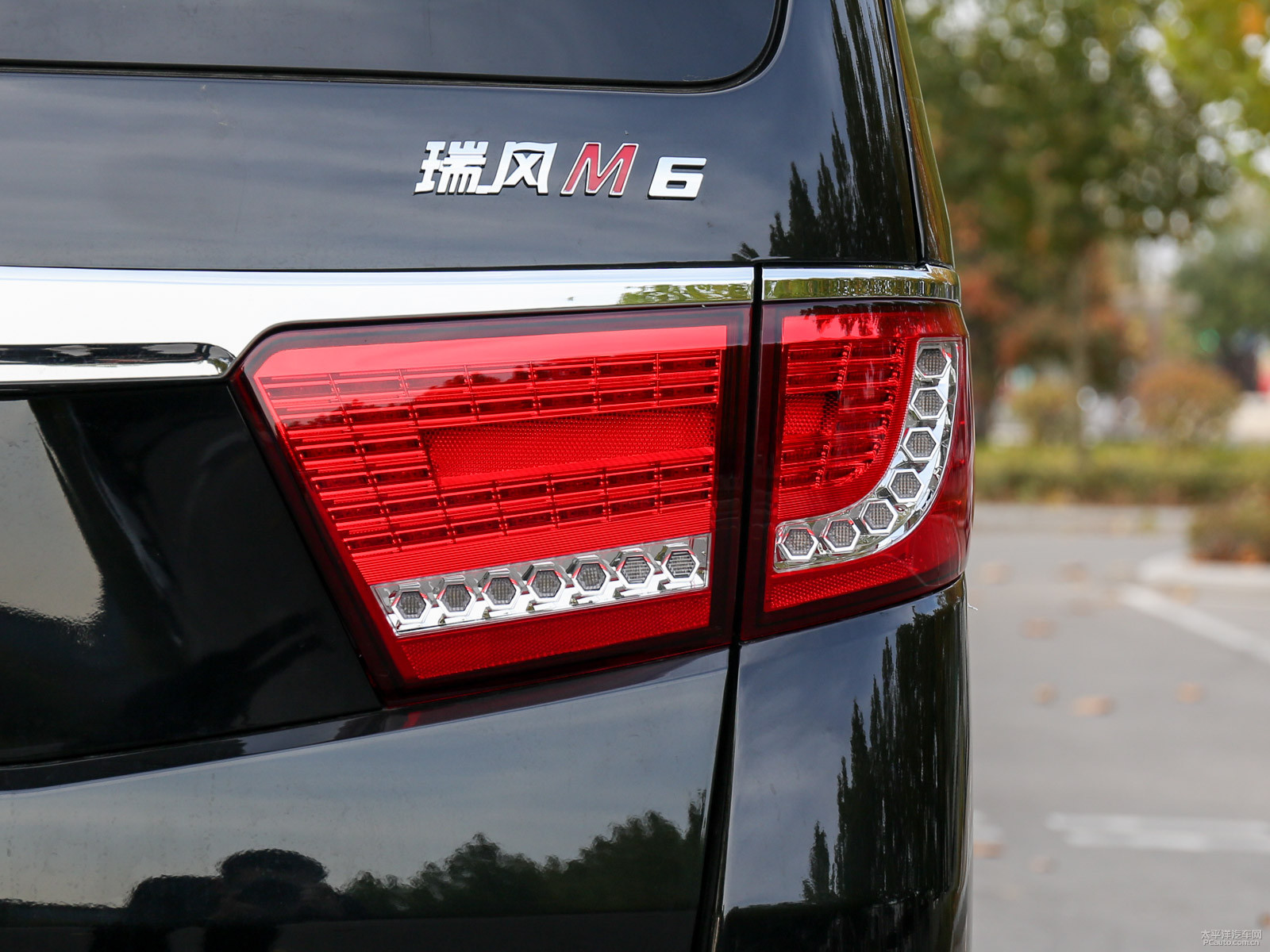 瑞風(fēng)M6外觀高清大圖