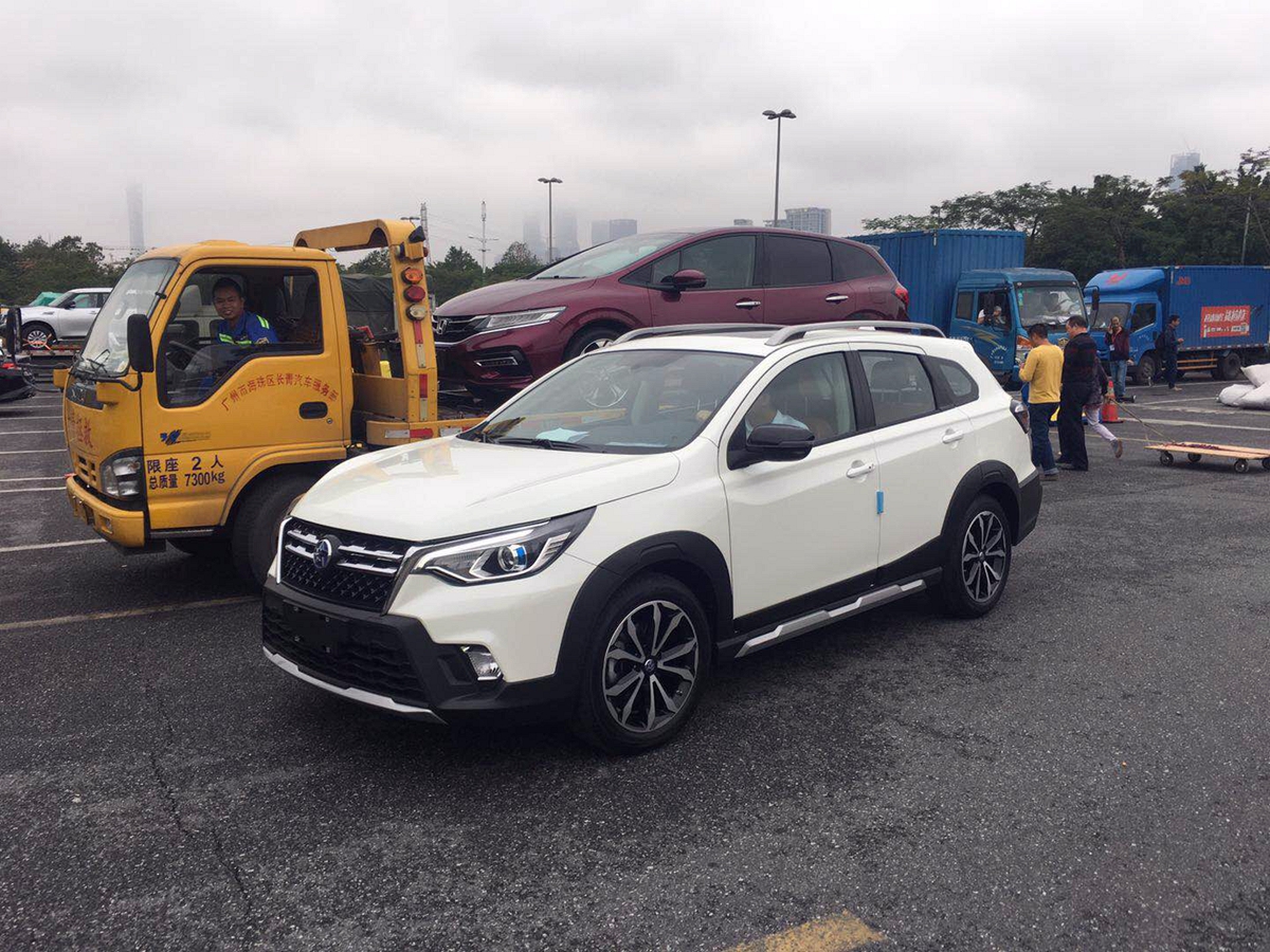 啟辰T70車展高清大圖
