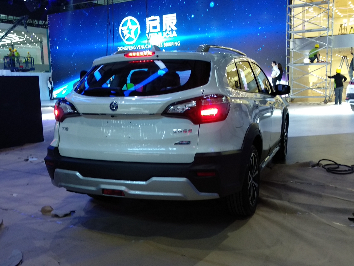 啟辰T70車展高清大圖
