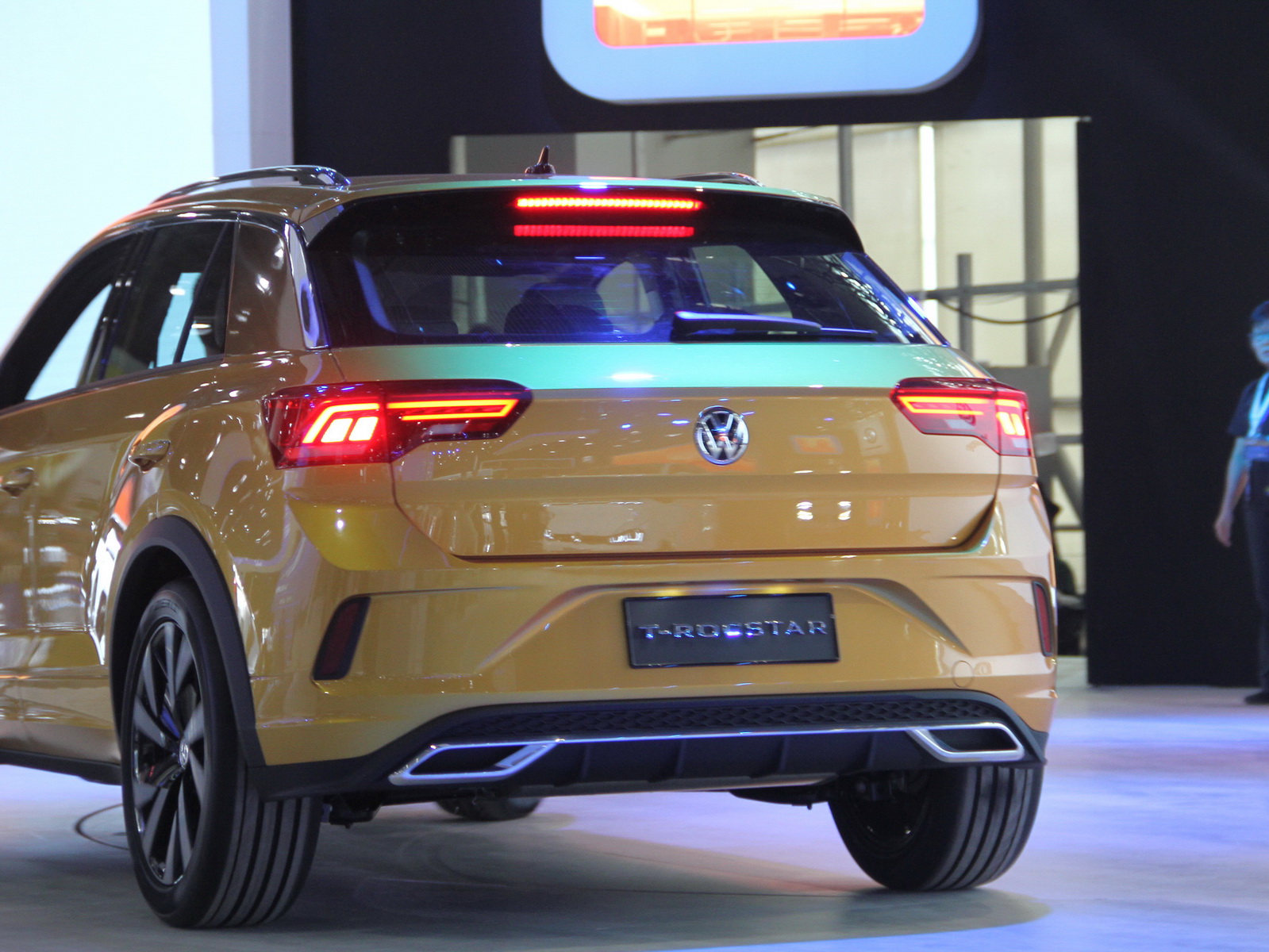 T-ROC()DƬ