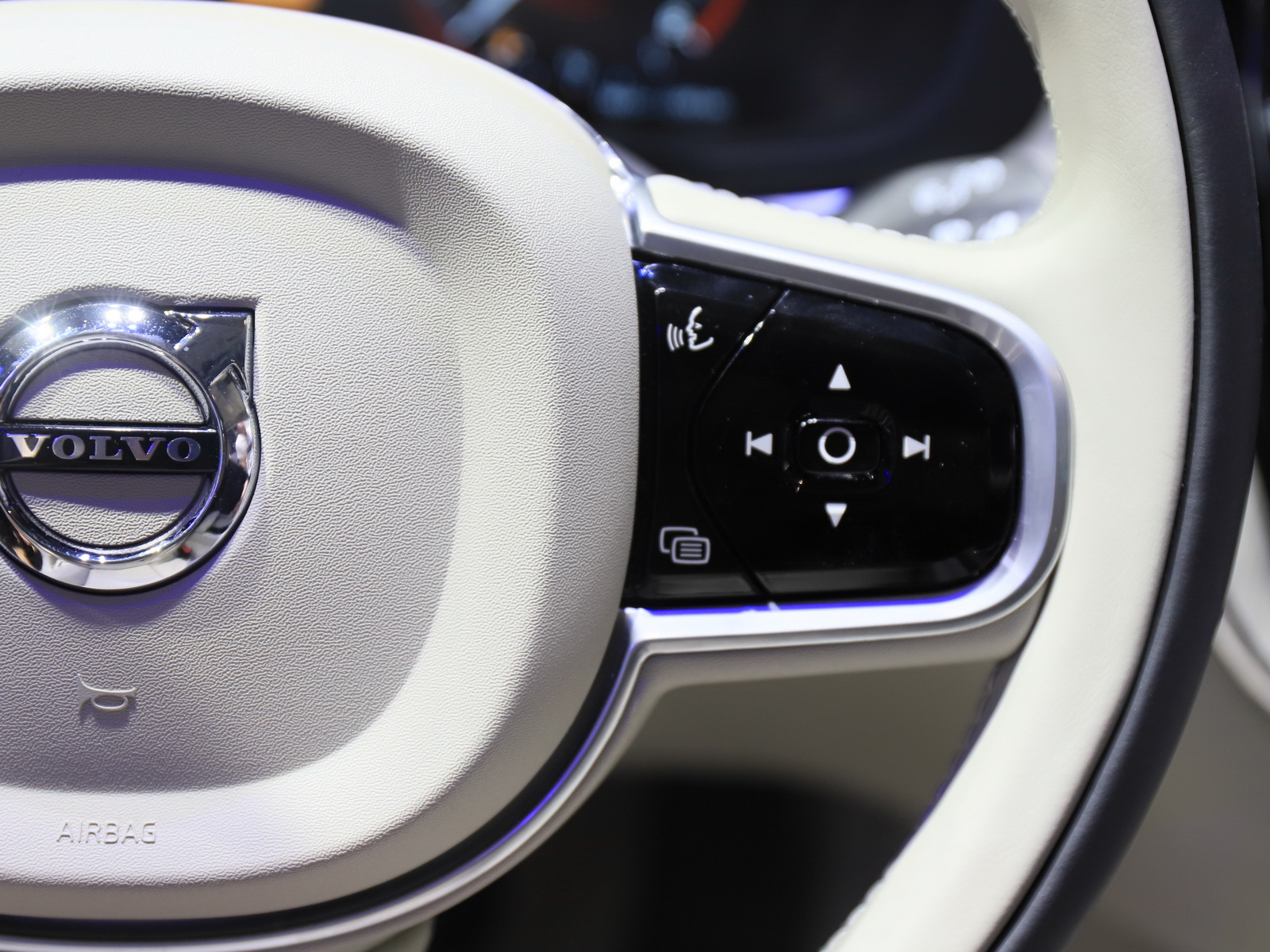 ֠XC60DƬ