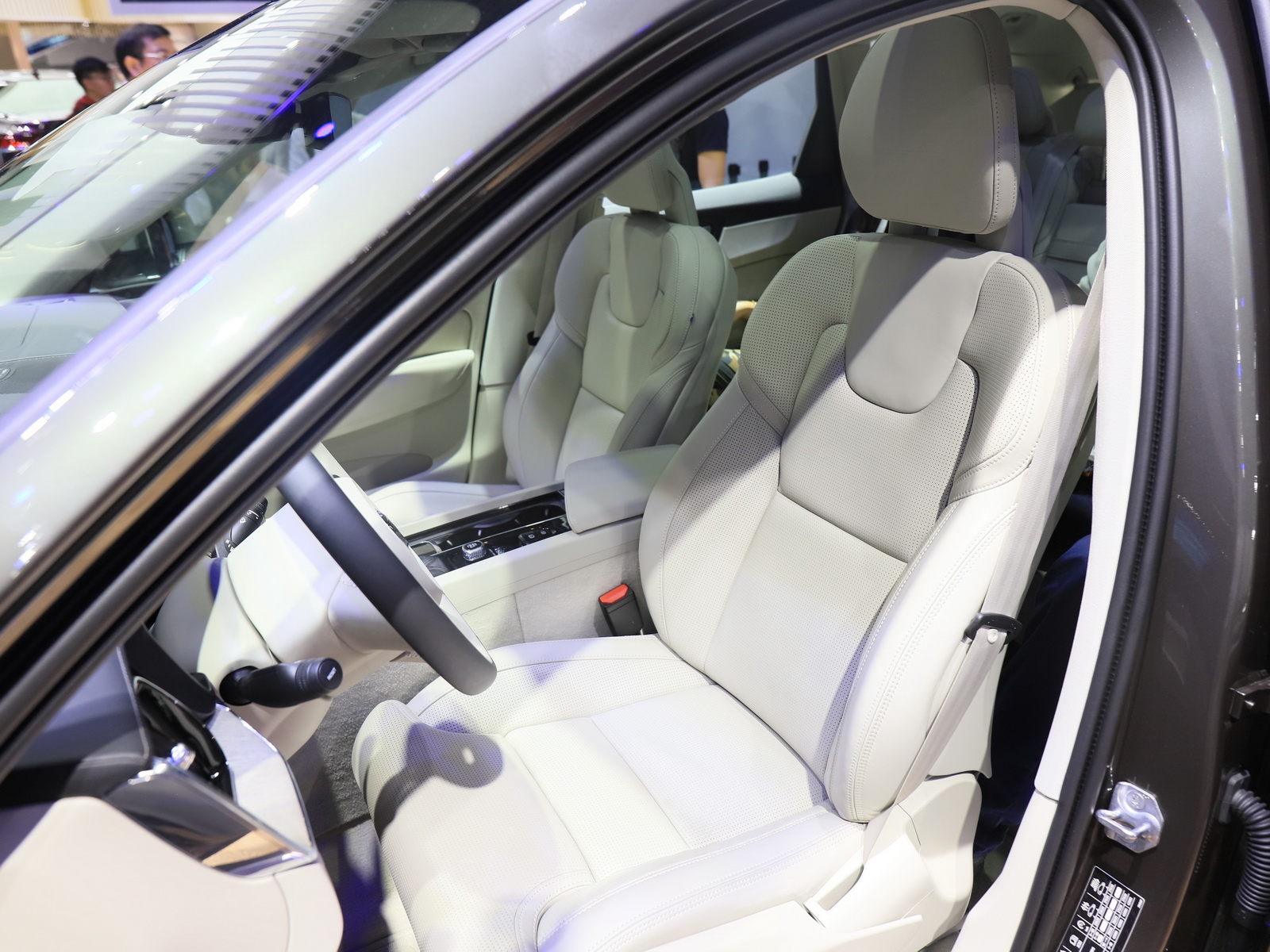 ֠XC60DƬ