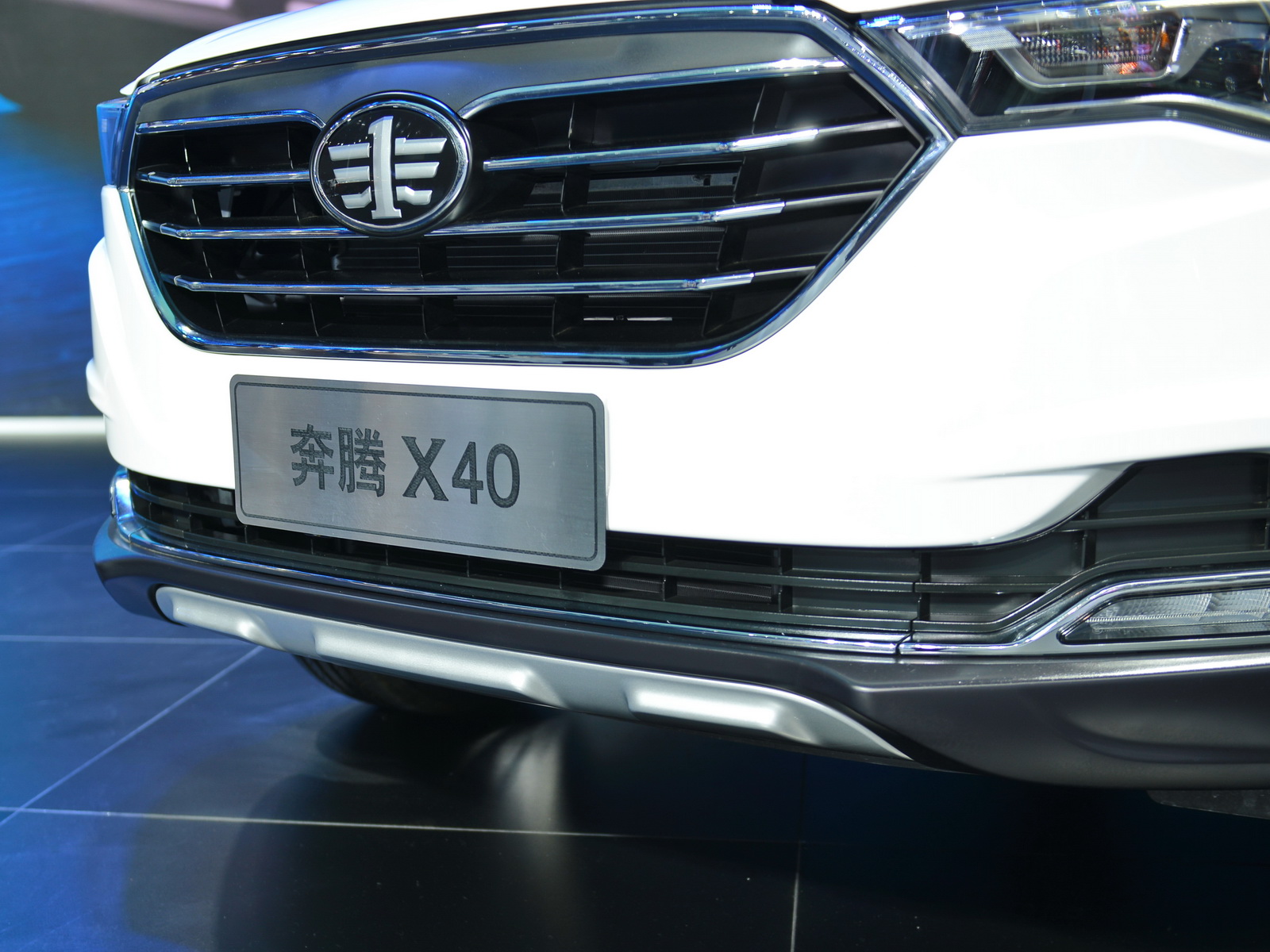 vX40DƬ