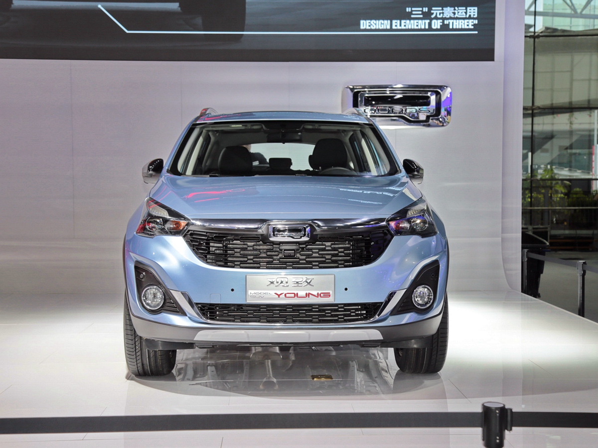 Model Young車展高清大圖
