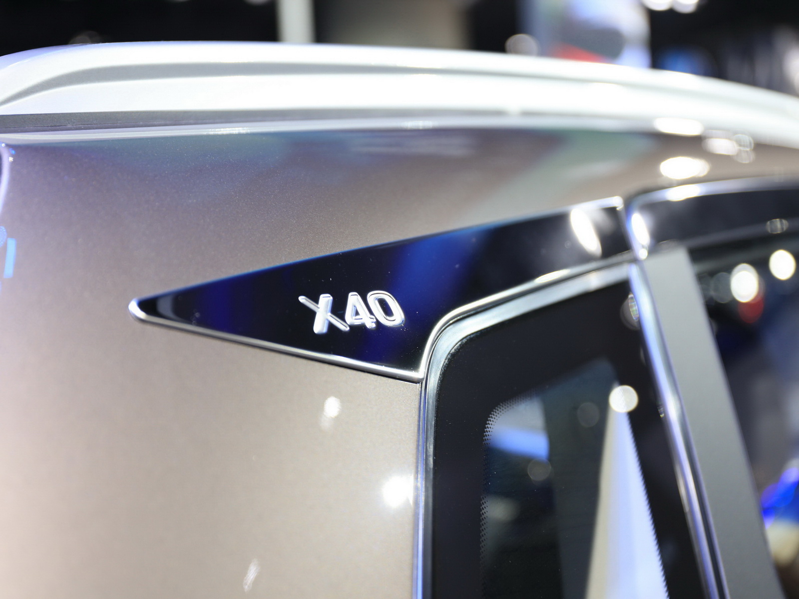 vX40DƬ