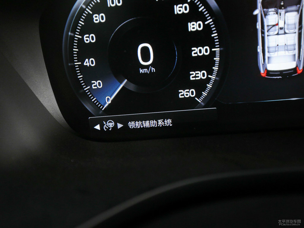水晶白沃爾沃XC60中控內(nèi)飾圖片