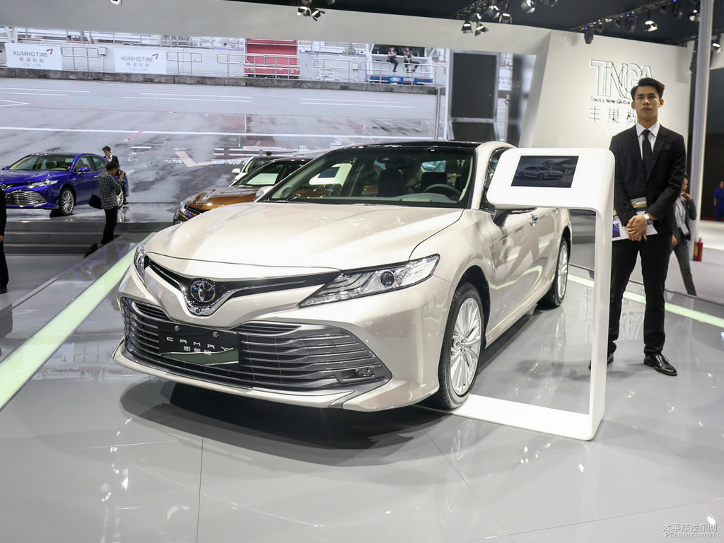 歐泊銀凱美瑞整車外觀外觀圖片